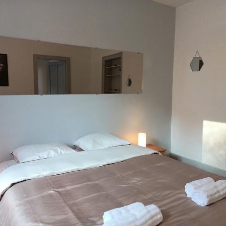 Appartement Les Iris, Au Calme, Proche Du Centre Remiremont Buitenkant foto