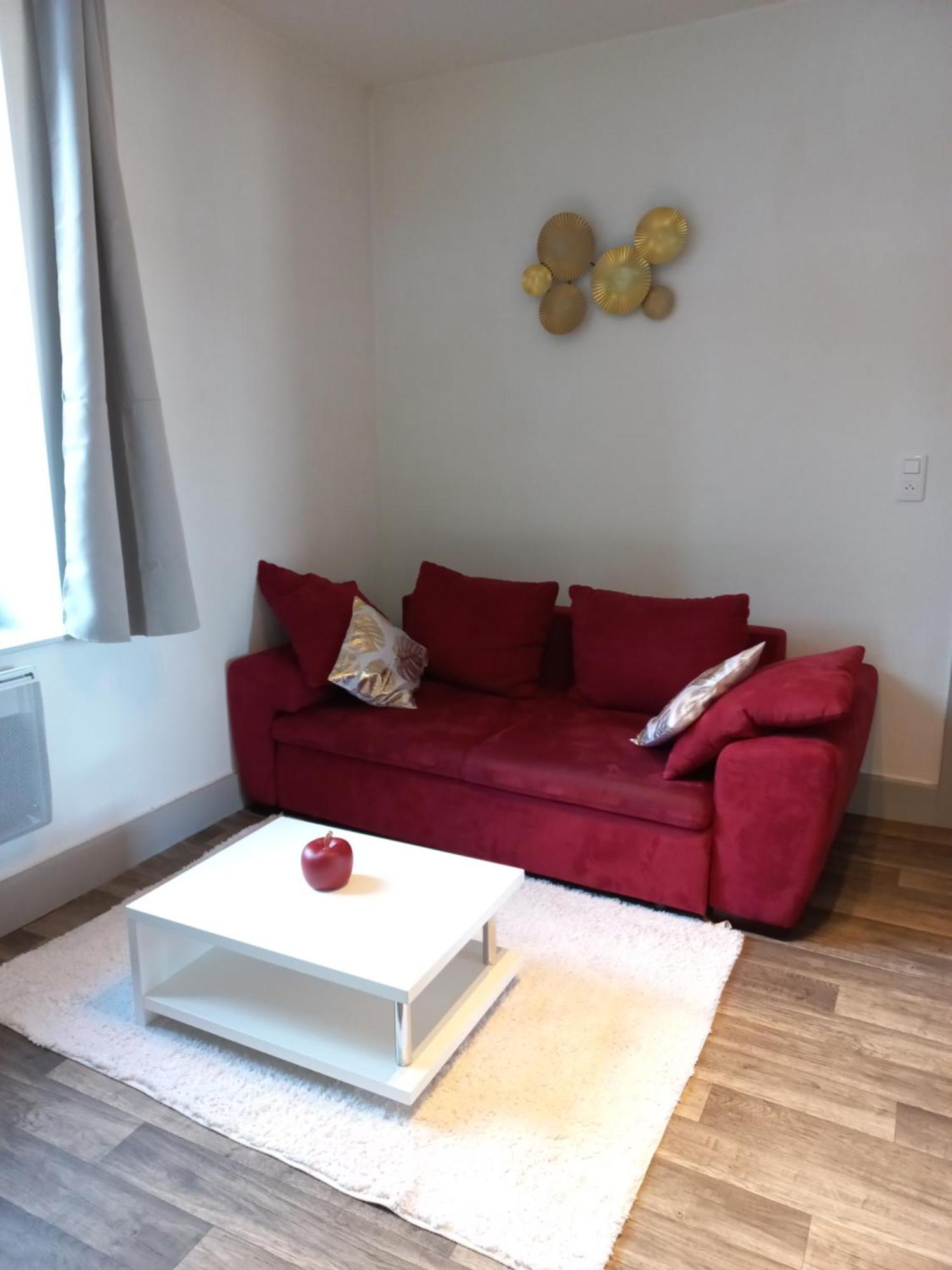Appartement Les Iris, Au Calme, Proche Du Centre Remiremont Buitenkant foto