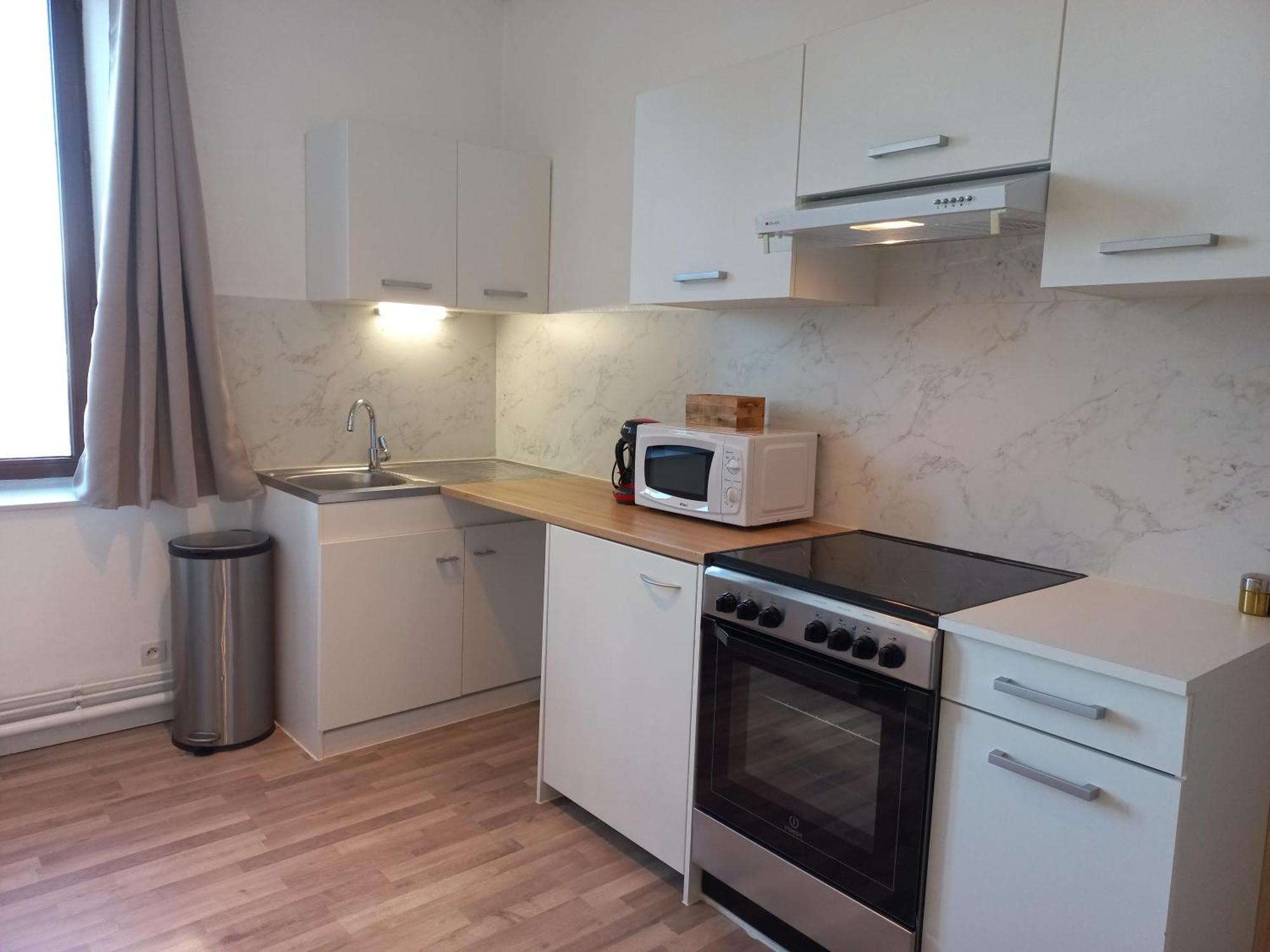 Appartement Les Iris, Au Calme, Proche Du Centre Remiremont Buitenkant foto