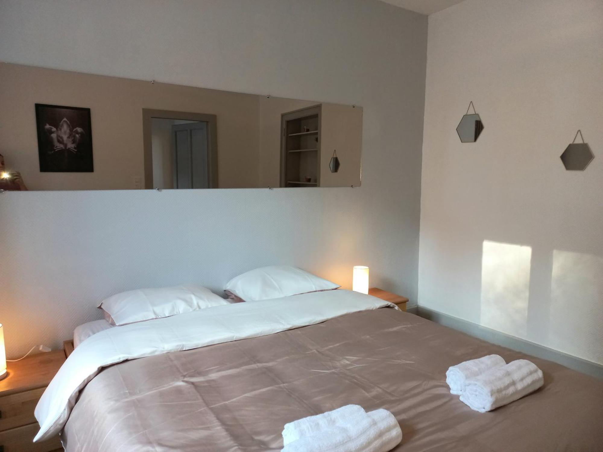 Appartement Les Iris, Au Calme, Proche Du Centre Remiremont Buitenkant foto